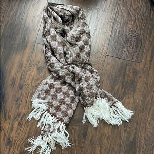 Brown and White Alpaca scarf